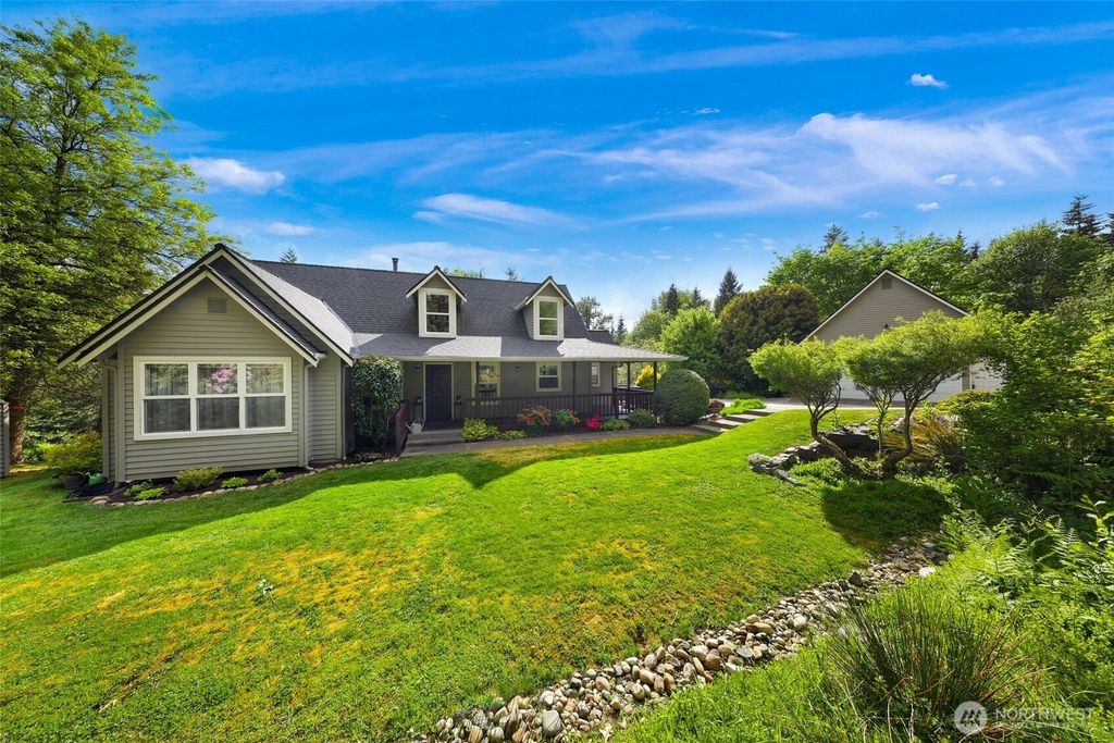 Photo of 21222 Meadow Lake Road, Snohomish, WA 98290 (MLS # 2375129)