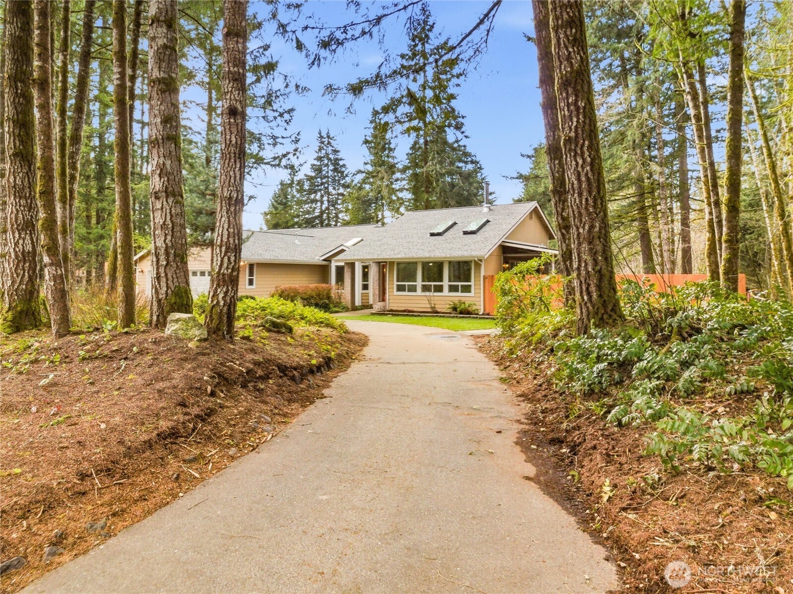 8127 Jamieson Court SW