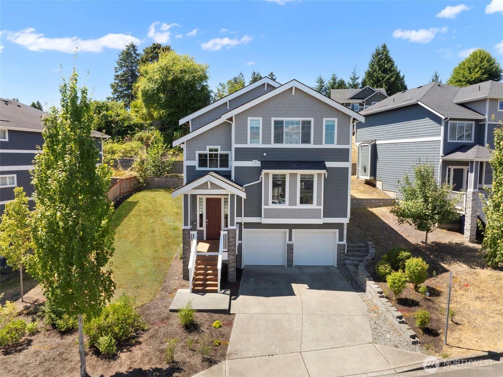 Photo of 19105 123rd Avenue SE, Renton, WA 98058 (MLS # 2562983)