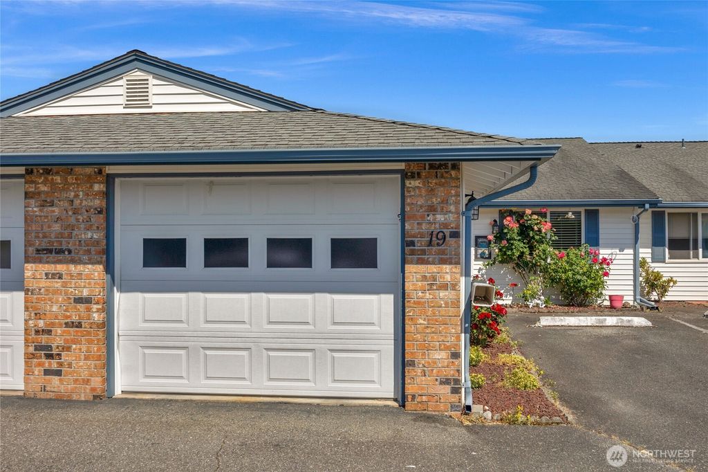 Photo of 4200 84th Street NE #19, Marysville, WA 98270 (MLS # 2389220)
