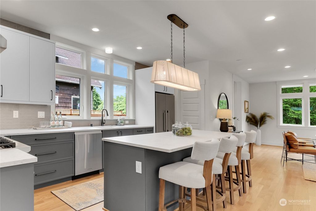 Photo of 2133 6th Avenue W #1, Seattle, WA 98119 (MLS # 2245176)