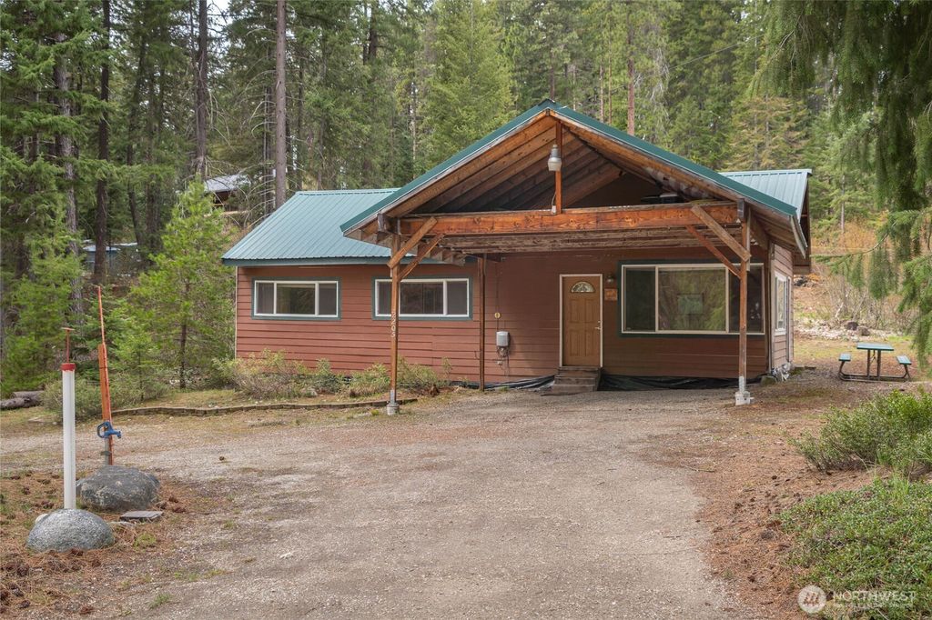 Photo of 2205 Pine Tree Road, Leavenworth, WA 98826 (MLS # 2508788)