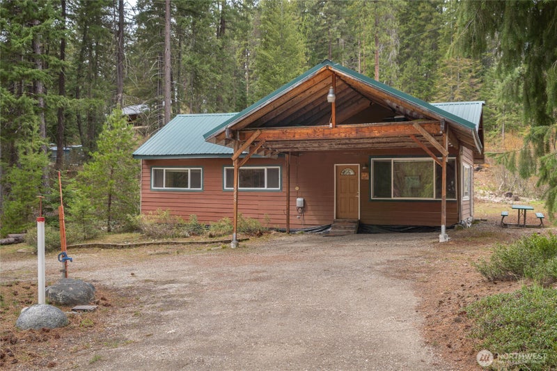 2205 Pine Tree Road