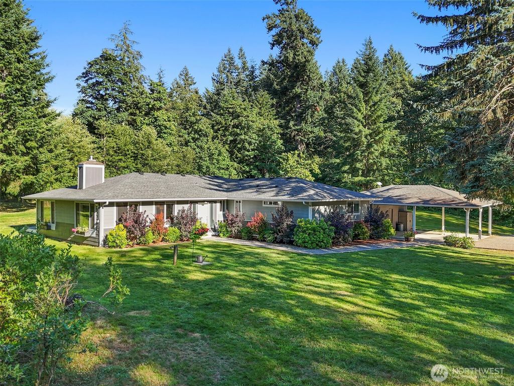 Photo of 25126 SE 224th Street, Maple Valley, WA 98038 (MLS # 2407538)