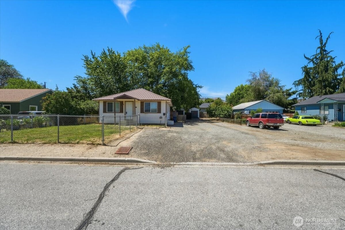1012 Yale Avenue