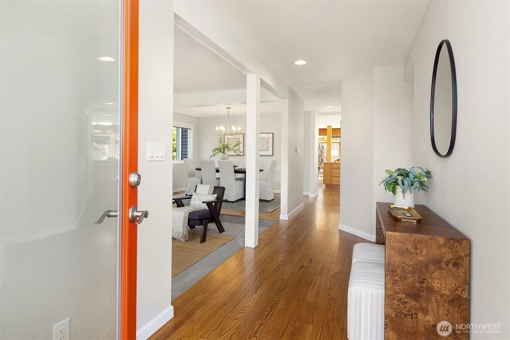 Photo of 14770 SE 63rd Place, Bellevue, WA 98006 (MLS # 2368872)