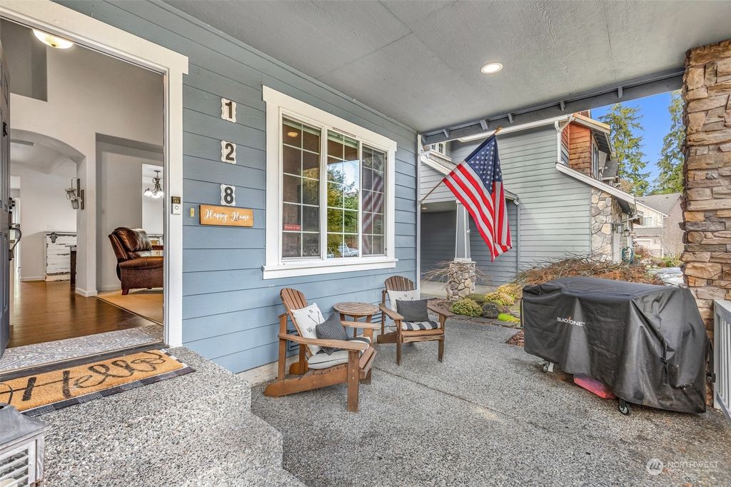 Photo of 128 118th Drive SE, Lake Stevens, WA 98258 (MLS # 2199991)