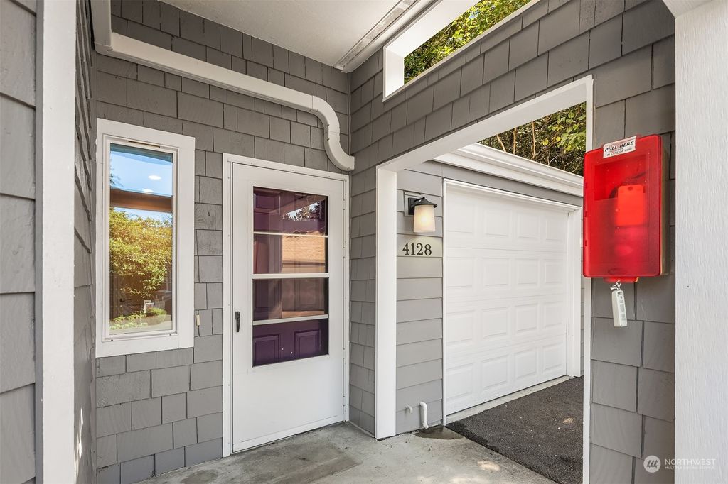 Photo of 4128 221st Place SE #1075, Issaquah, WA 98029 (MLS # 2284454)