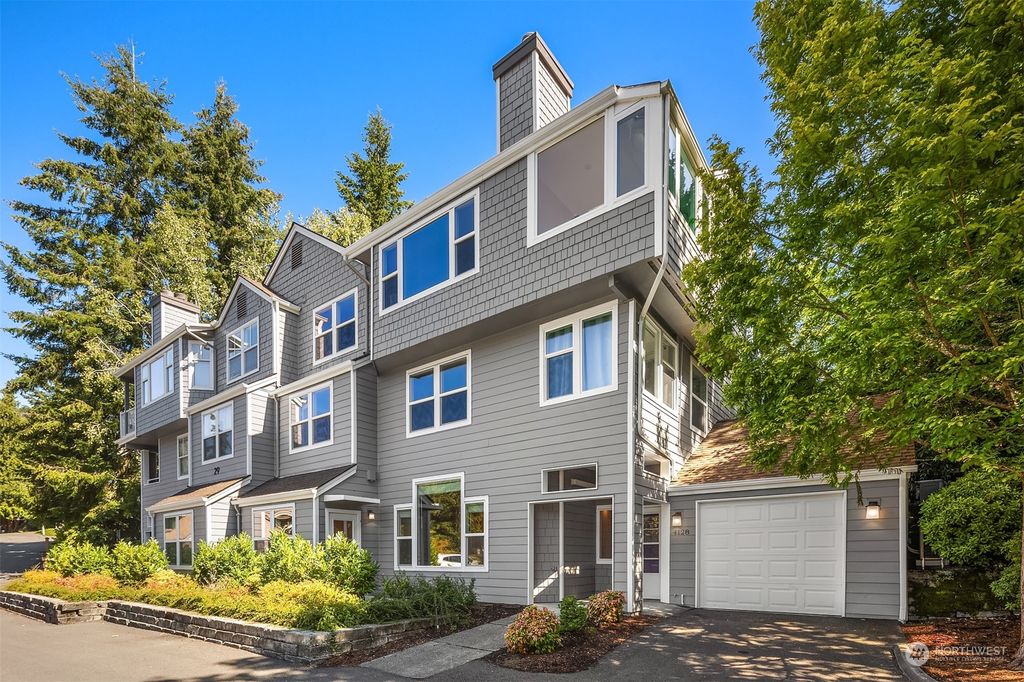 Photo of 4128 221st Place SE #1075, Issaquah, WA 98029 (MLS # 2284454)