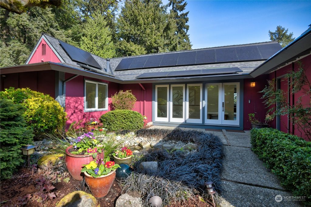 Photo of 17505 NE 4th Place, Bellevue, WA 98008 (MLS # 2218291)