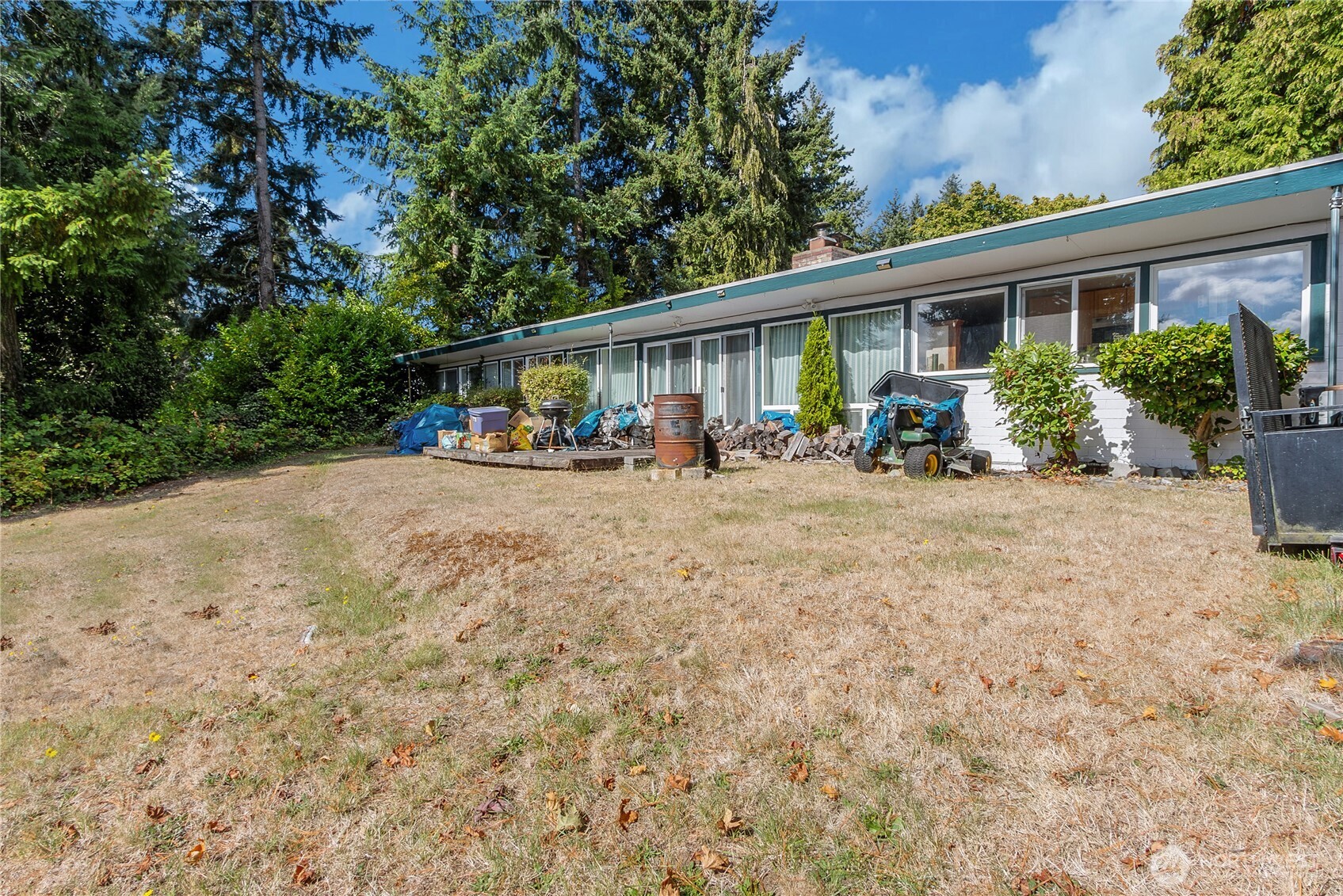 9202 Westmont Place SW