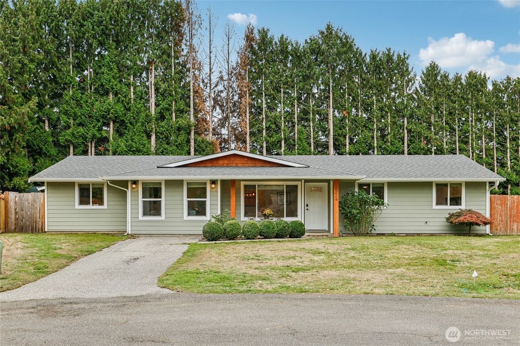 Photo of 6224 87th Street NE, Marysville, WA 98270 (MLS # 2446279)