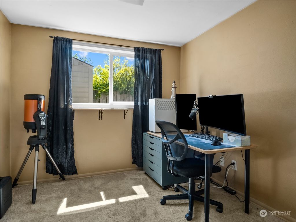 listing image 9368753104931569337