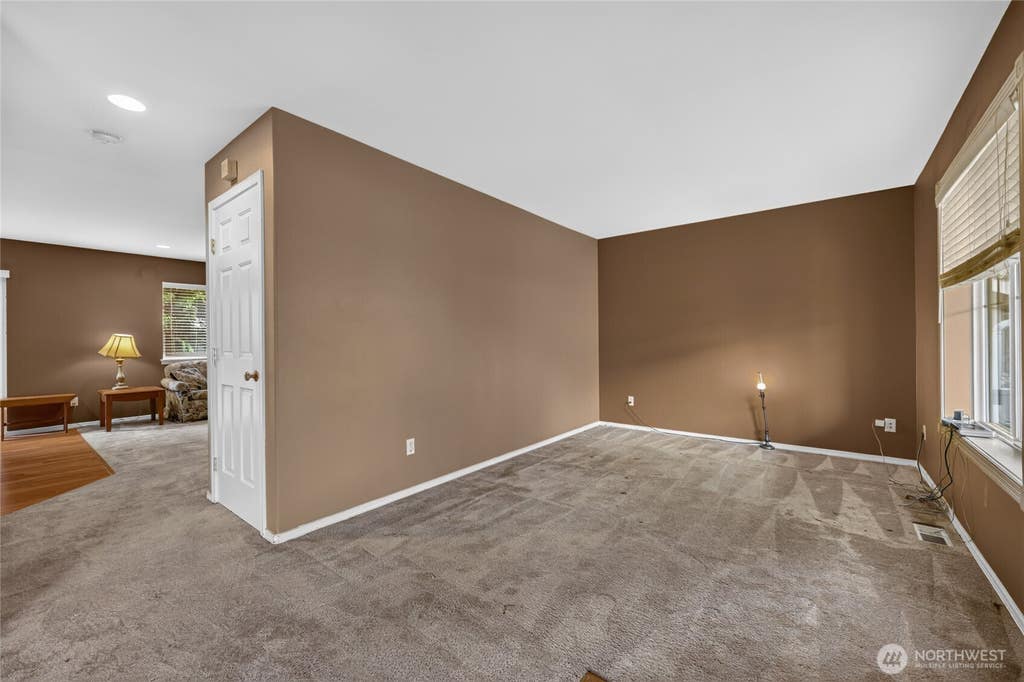 Photo of 8319 132nd Street Ct E, Puyallup, WA 98373 (MLS # 2556418)