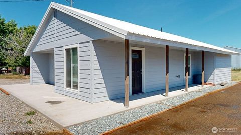 Photo of 40 Utke Lane, Omak, WA 98841 (MLS # 2384336)