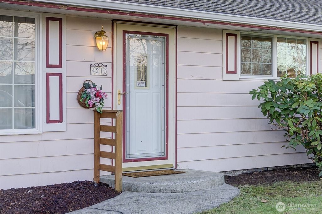 Photo of 4210 129th Street NE, Marysville, WA 98271 (MLS # 2466952)