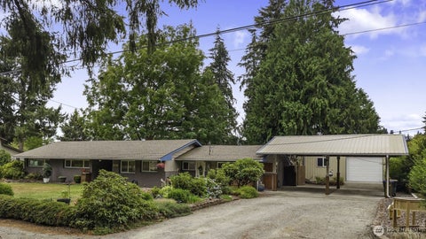 Photo of 2617 Eureka Avenue, Centralia, WA 98531 (MLS # 2580709)