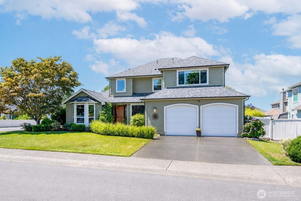 Photo of 3010 Carbon Ridge Street, Enumclaw, WA 98022 (MLS # 2542807)