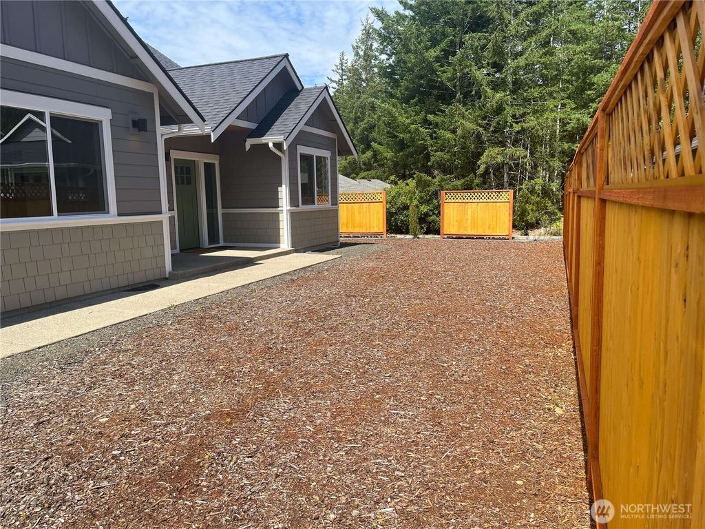 Photo of 33 E Michelle Court, Union, WA 98592 (MLS # 2477614)