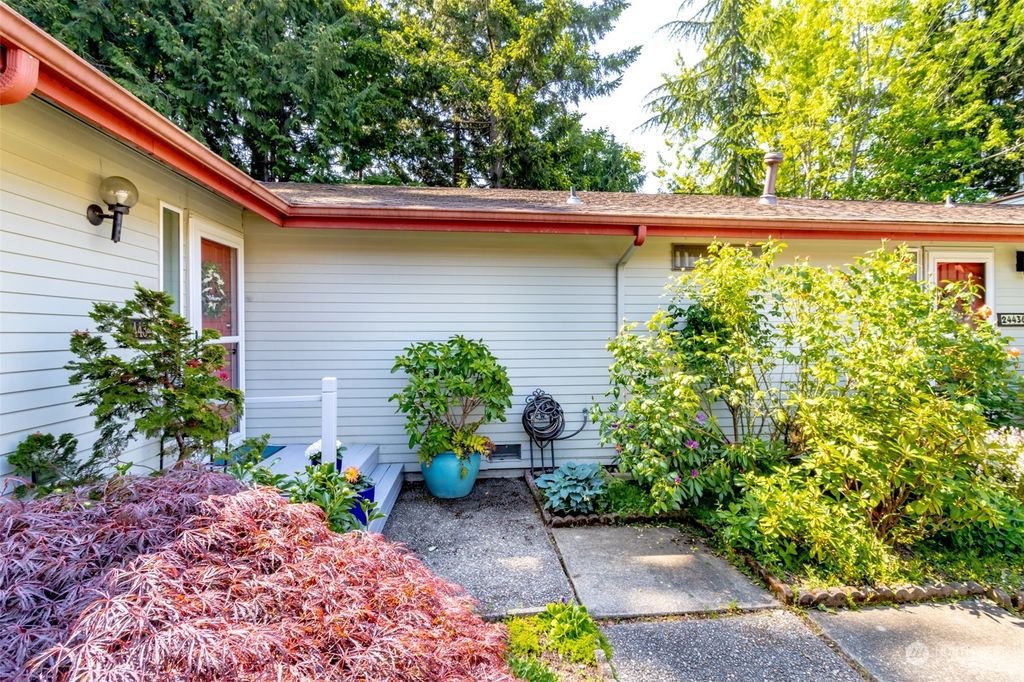Photo of 24434 10th Avenue S, Des Moines, WA 98198 (MLS # 2166983)