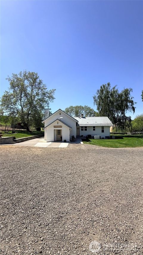 Photo of 12944 Lower Waitsburg Road, Waitsburg, WA 99361 (MLS # 2529276)