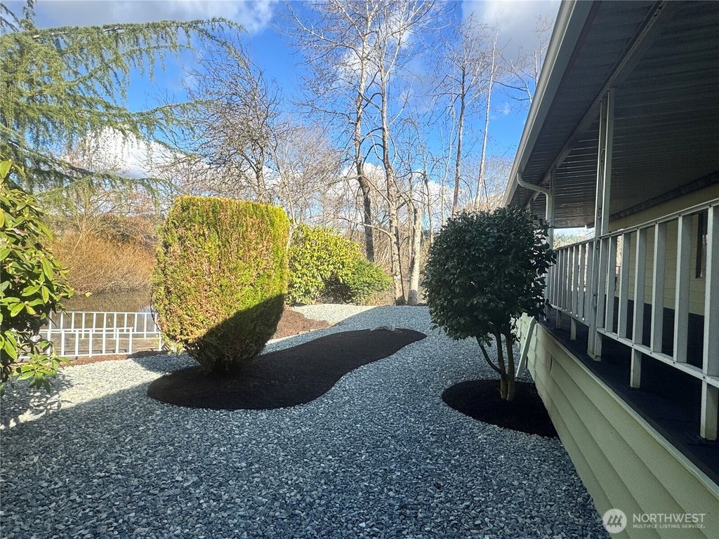 listing image 9360875580384543509