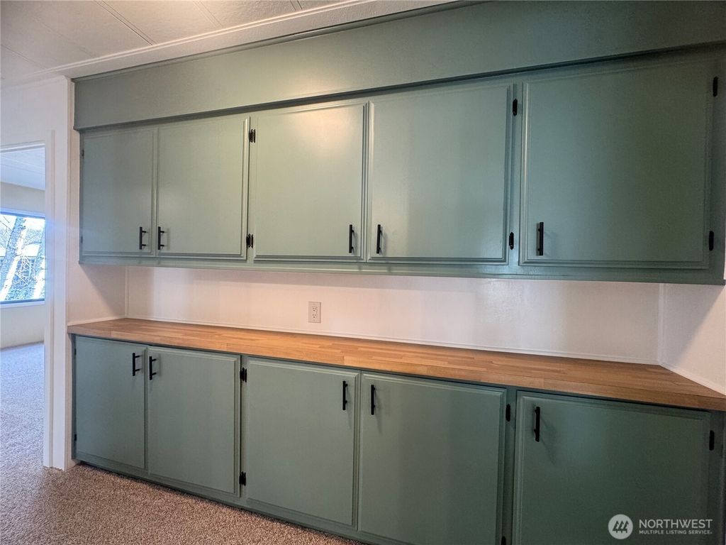 listing image 9363861080305377001