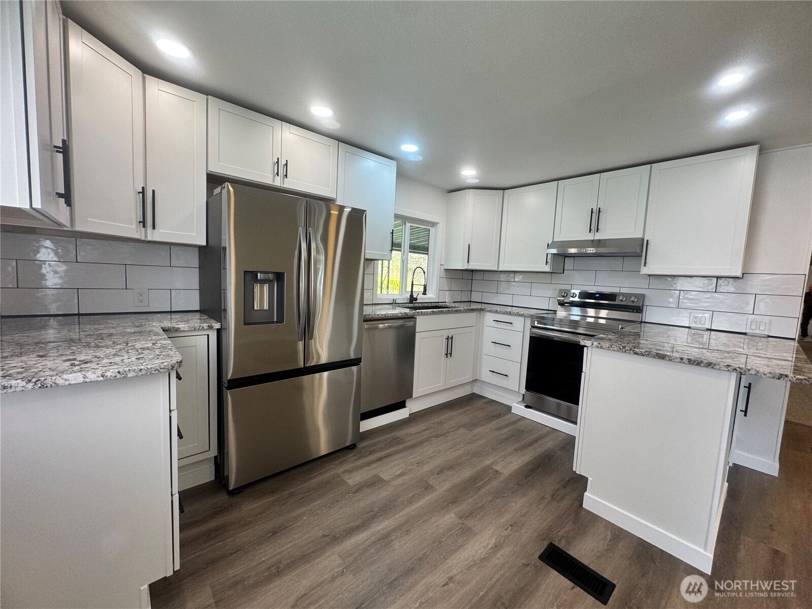 3611 I Street NE 302