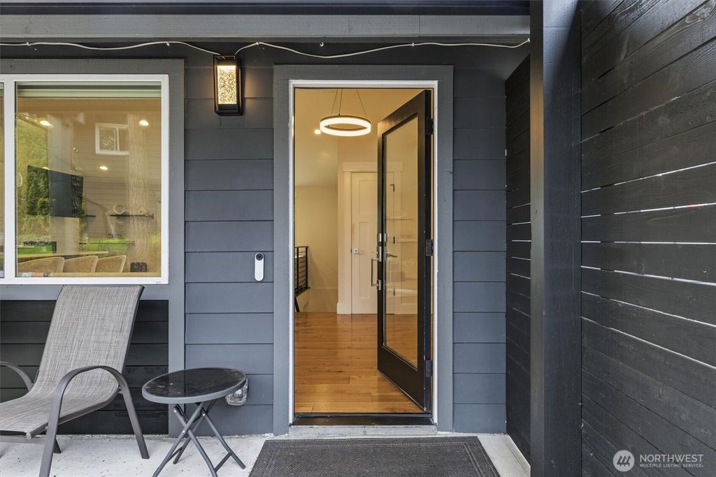 Photo of 2000 NE 27th Street, Renton, WA 98056 (MLS # 2485479)