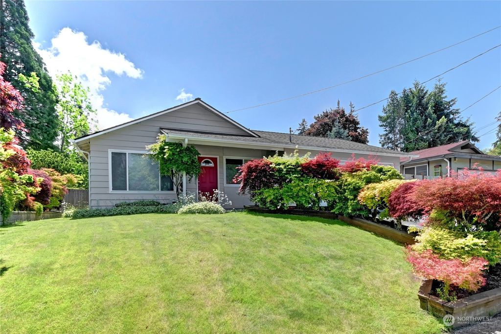 Photo of 6302 185th Street SW, Lynnwood, WA 98037 (MLS # 2247544)