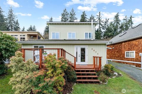 Photo of 6876 Helena Street, Clinton, WA 98236 (MLS # 2472851)