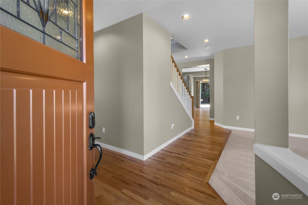 Photo of 1115 167th Street SW, Lynnwood, WA 98037 (MLS # 2147696)