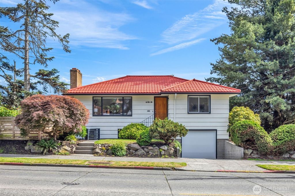 Photo of 4619 SW Genesee Street, Seattle, WA 98116 (MLS # 2387140)