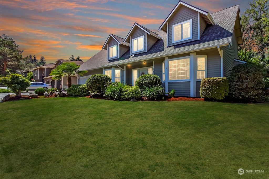 Photo of 18003 6th Avenue SW, Normandy Park, WA 98166 (MLS # 2151907)