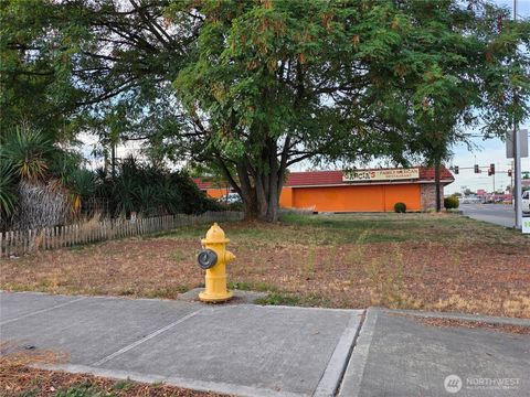 223 3rd Street NE Auburn WA 98002