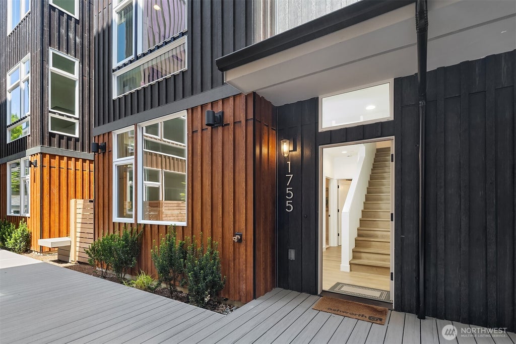 Photo of 1745 17th Avenue, Seattle, WA 98122 (MLS # 2593582)