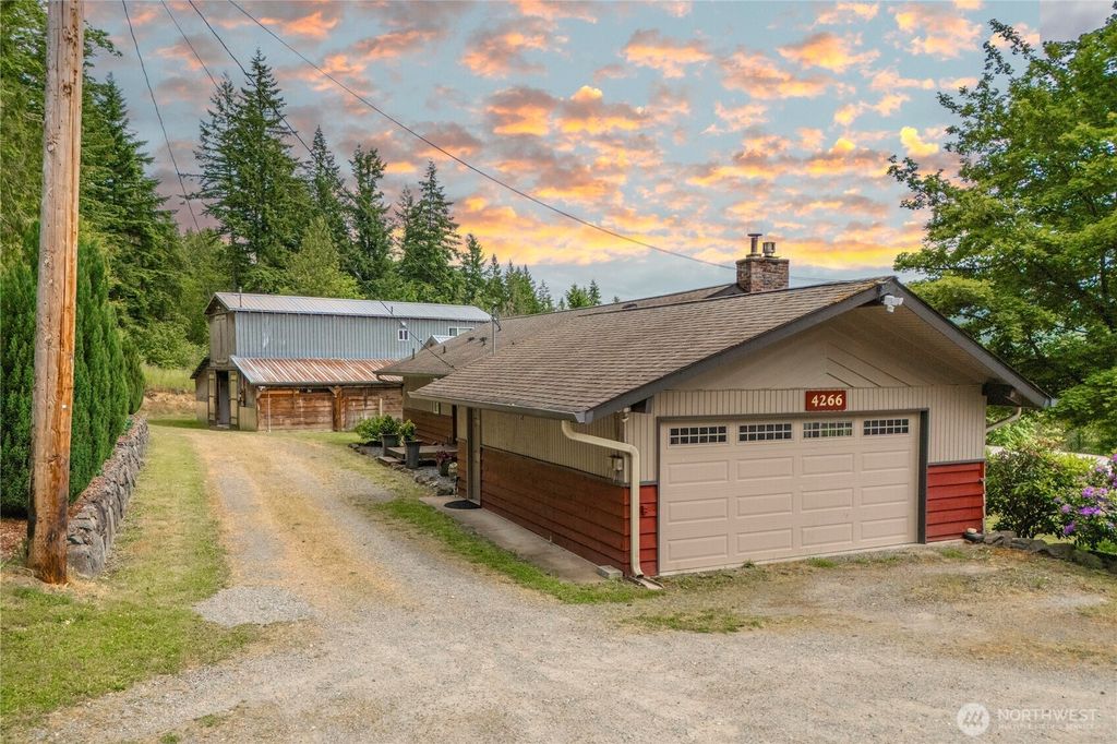 Photo of 4266 356th Drive SE, Fall City, WA 98024 (MLS # 2389706)