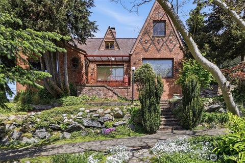 Photo of 3002 NE 57th Street, Seattle, WA 98105 (MLS # 2525097)