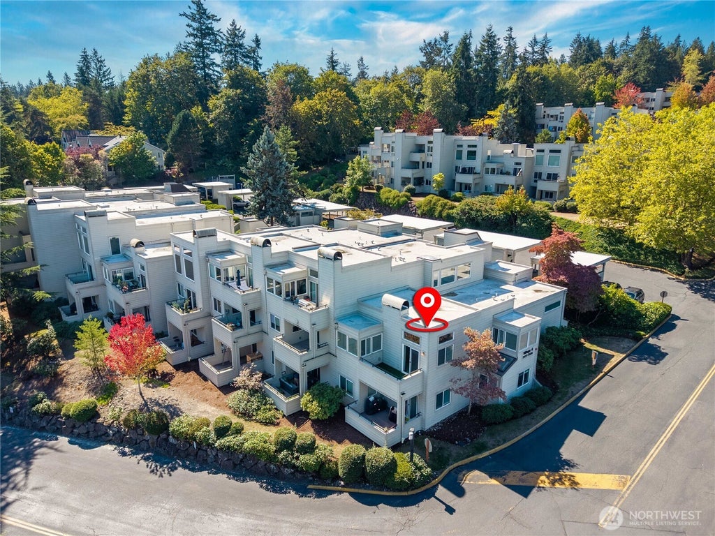 Photo of 7525 Old Redmond Road #403, Redmond, WA 98052 (MLS # 2584863)