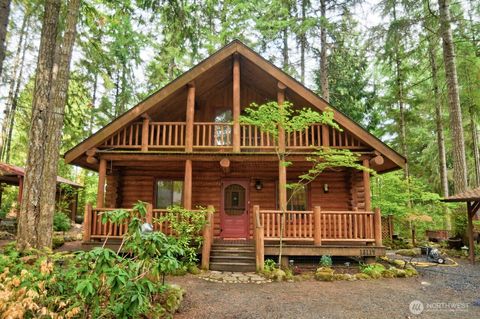 Photo of 18114 Rampart Drive SE, Yelm, WA 98597 (MLS # 2432585)