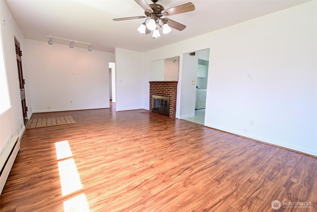 Photo of 515 115th Street S, Tacoma, WA 98444 (MLS # 2509989)