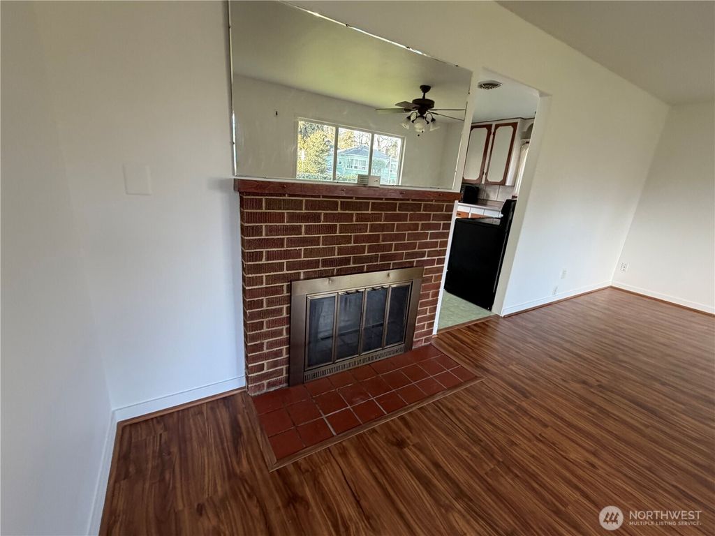 Photo of 515 115th Street S, Tacoma, WA 98444 (MLS # 2509989)