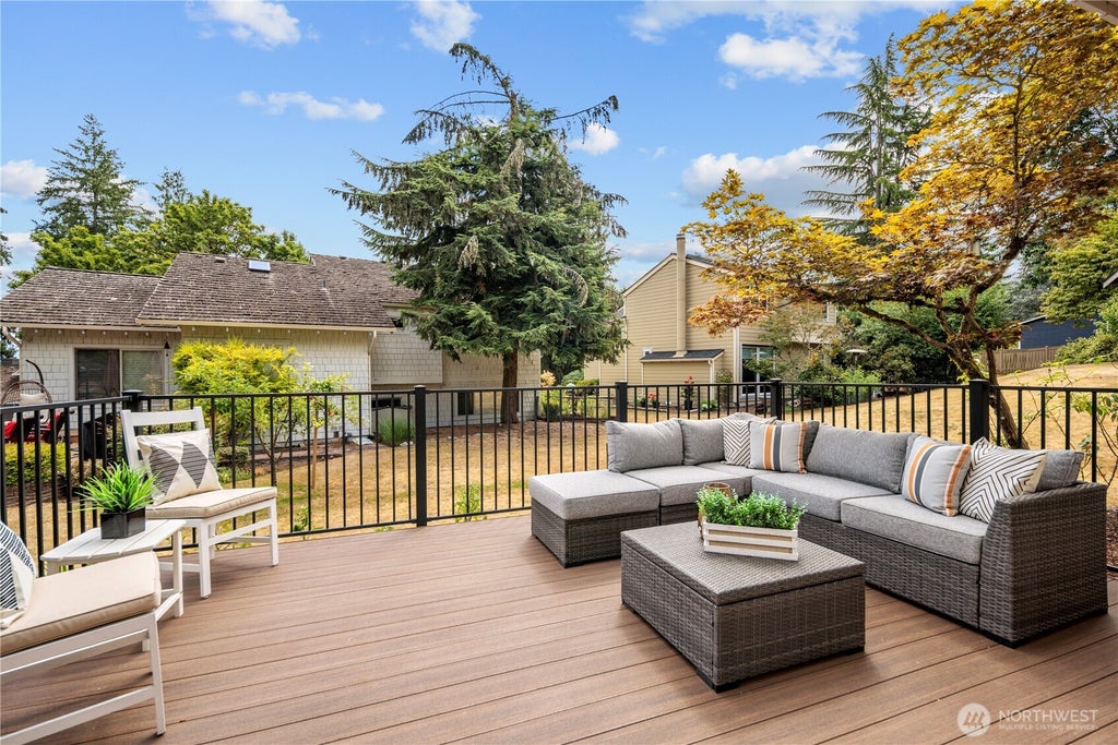 Photo of 6318 156th Place NE, Redmond, WA 98052 (MLS # 2561376)