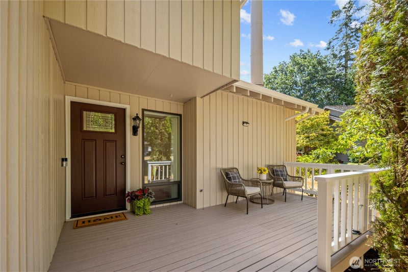 6318 156th Place NE