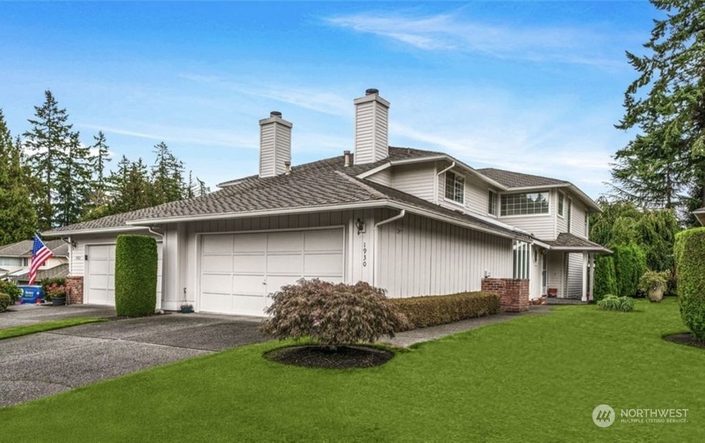 Photo of 1930 Mill Pointe Drive SE, Mill Creek, WA 98012 (MLS # 2166642)
