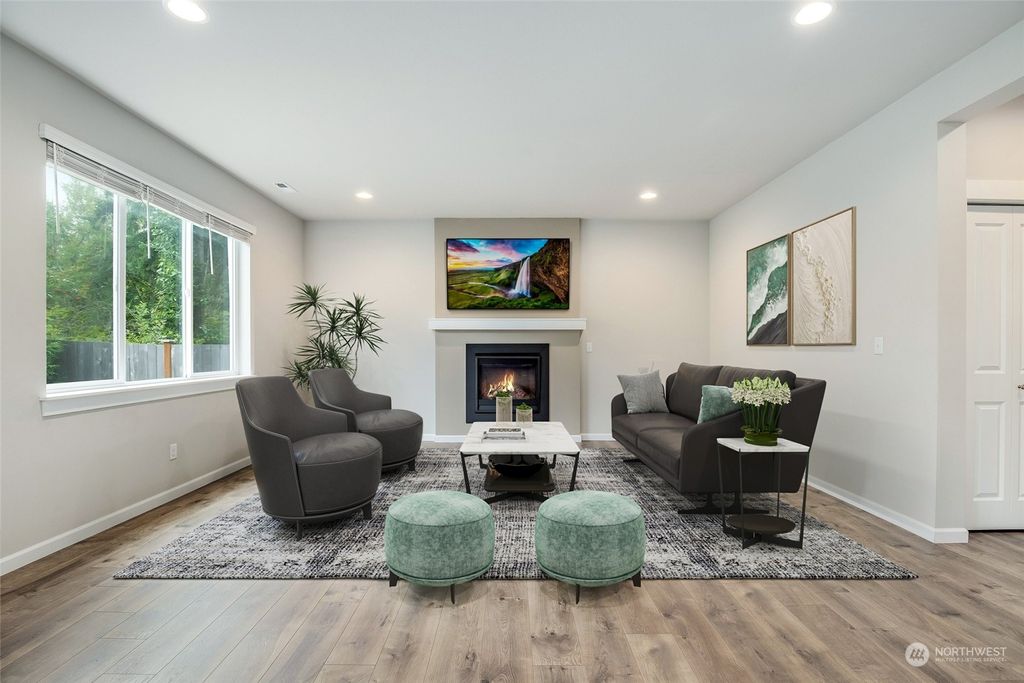 Photo of 704 100th Avenue SE, Lake Stevens, WA 98258 (MLS # 2292907)