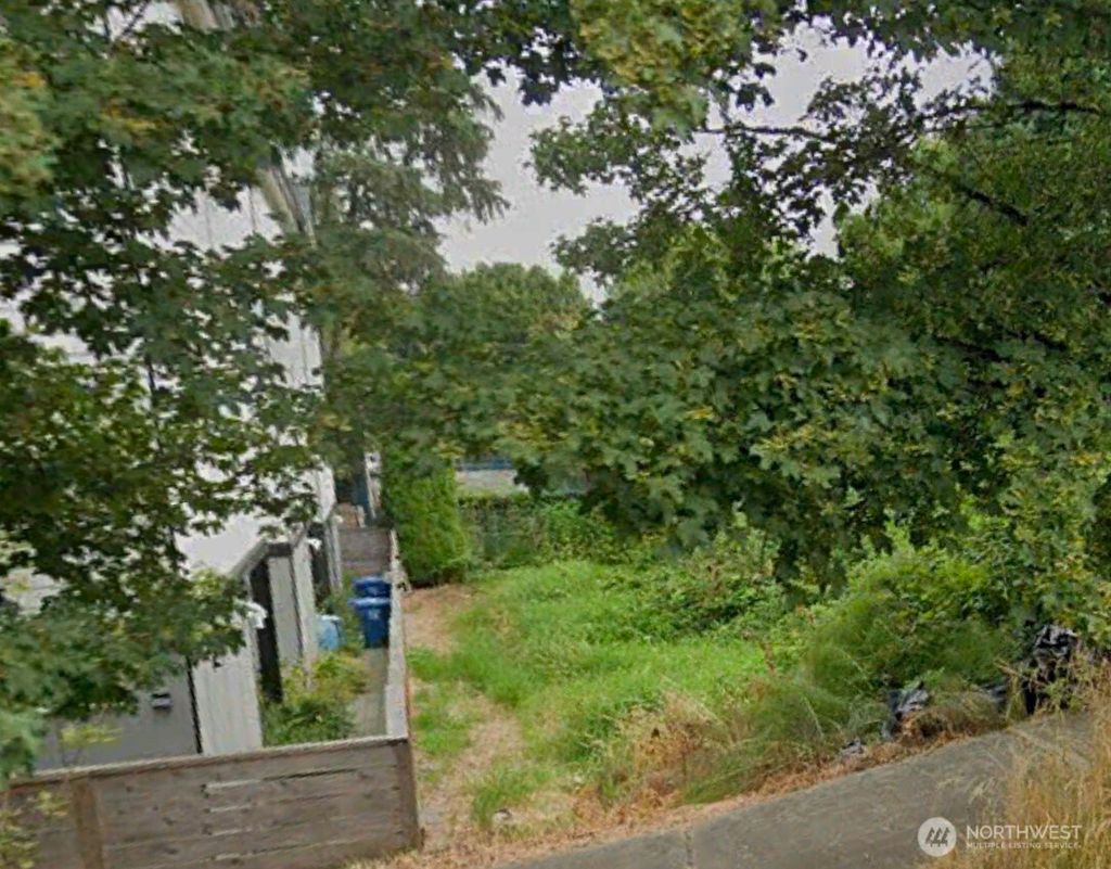 Photo of 532 S Concord Street, Seattle, WA 98108 (MLS # 2488693)