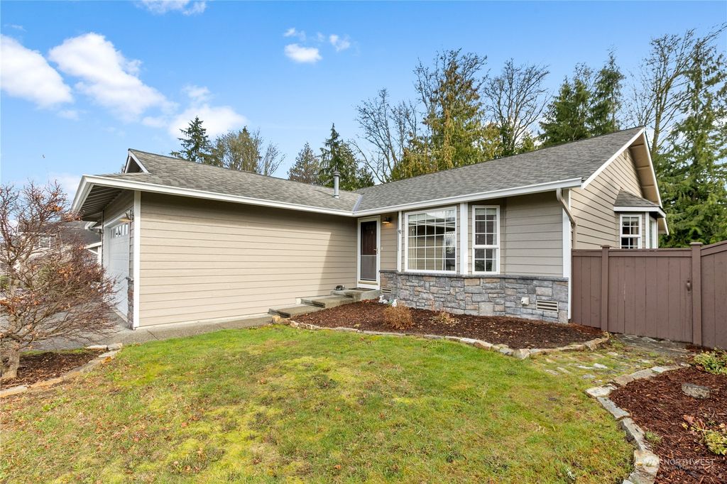 Photo of 12629 58th Drive SE, Snohomish, WA 98296 (MLS # 2038374)