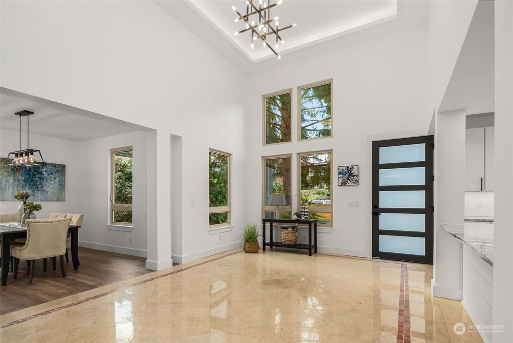 Photo of 14034 Palatine Avenue N, Seattle, WA 98133 (MLS # 2199934)