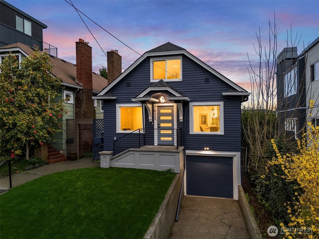 Photo of 1412 Taylor Avenue N, Seattle, WA 98109 (MLS # 2493776)